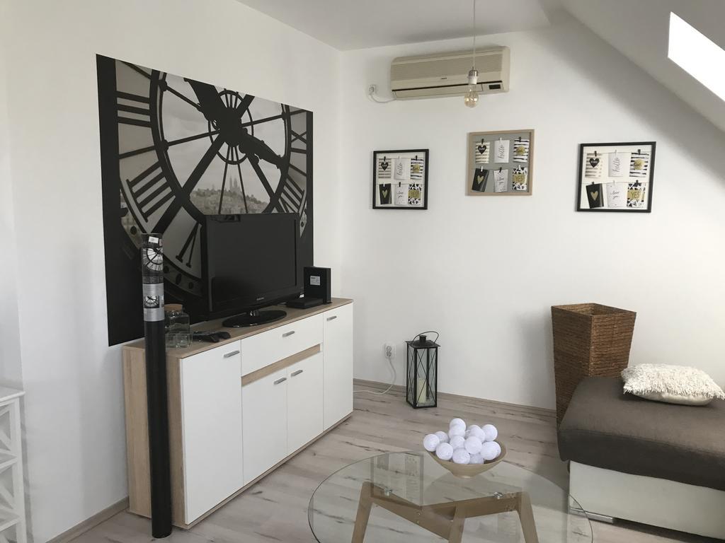 Arany Apartman Szeged Exterior foto